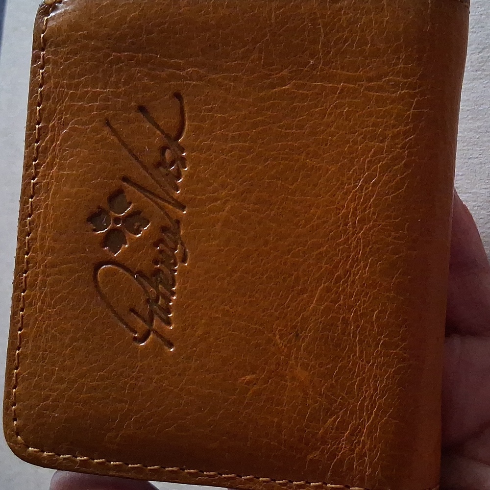 Patricia Nash Distressed. Wallet And Coin. - Picture 2 of 8